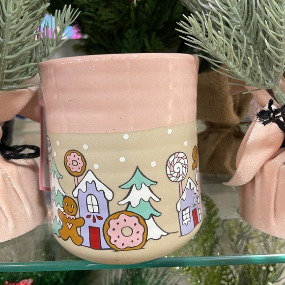 Pink Christmas Pink Gingerbread House Desserts Ceramic Coffee Mug NWT - Picture 4 of 5